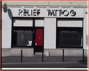 facade de relief tattoo, studio de tatouage et de piercing